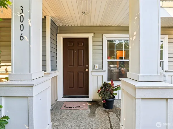 3006 SW Bataan Street, Seattle, WA 98126