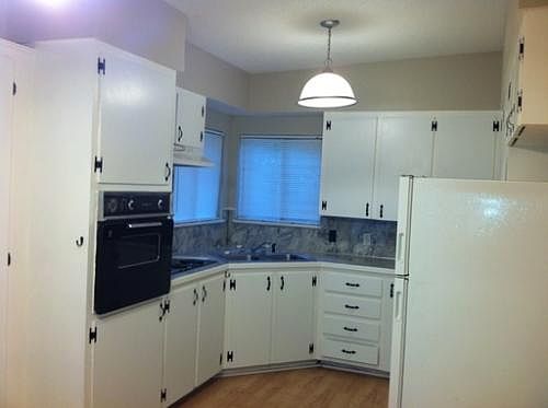 5th image of 1008 Mariana Dr