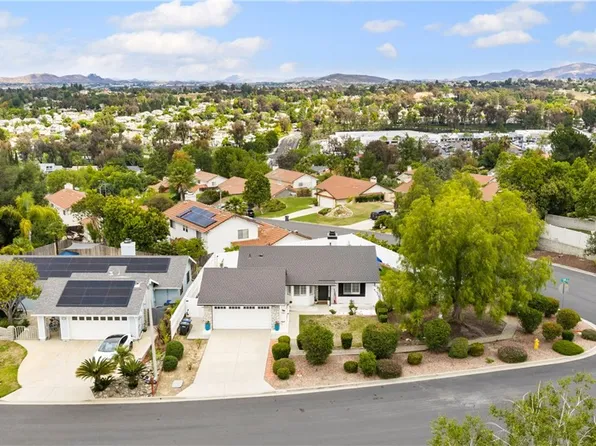 42370 Cosmic Dr, Temecula, CA 92592