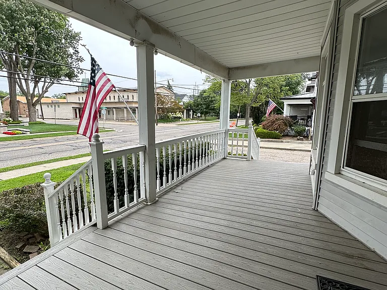 Wonderful front porch to enjoy life in the City