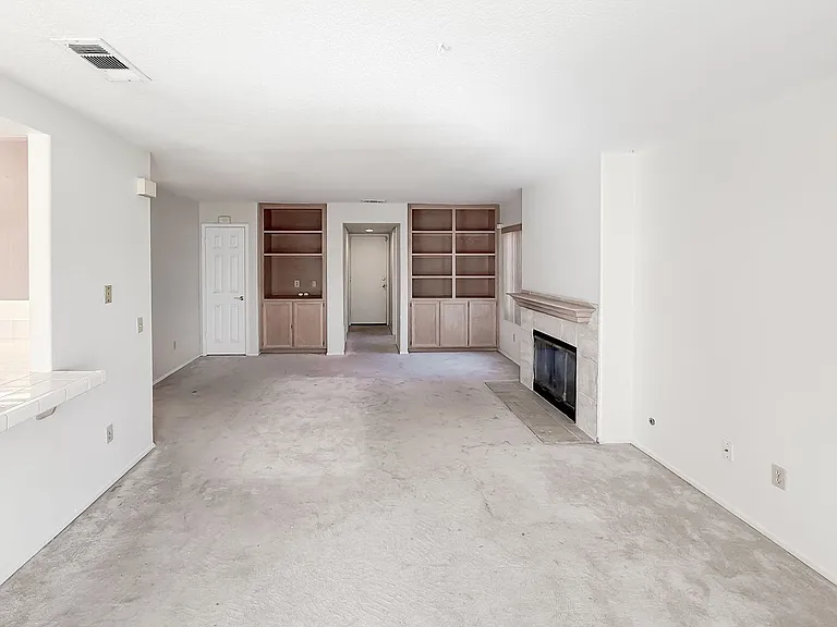 40041 Zamura Ct — Photo 17