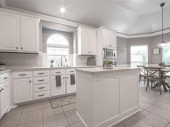 5th image of 10152 Ferry Farm Ln
