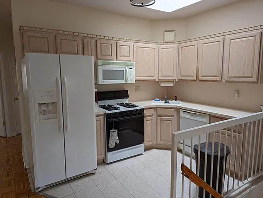 Rented by Park River | media 13