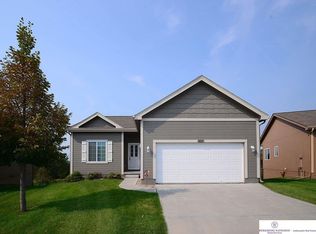 14277 Redick Ave, Omaha, NE 68164