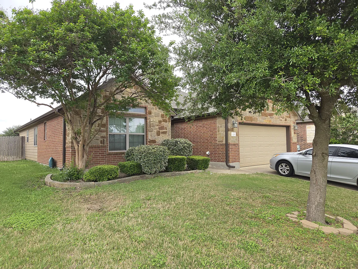 Building Photo - 609 Coventry Dr