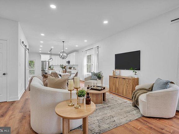 4th image of 2031 Konrad Ave
