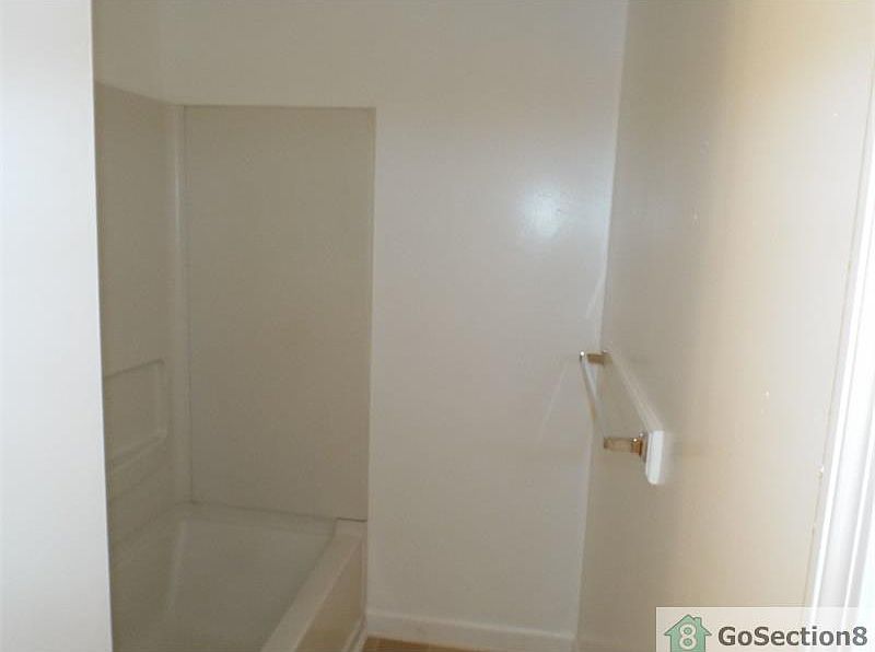 2nd image of 354 Hampden St APT 3L