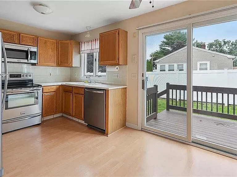 13 Sunflower Cir #108 — Photo 3