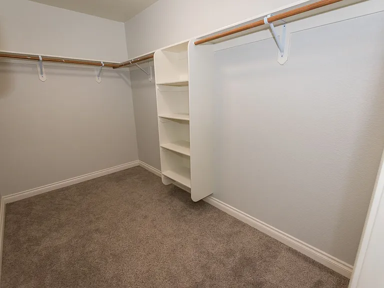 1205 Barnes Dr — Photo 21