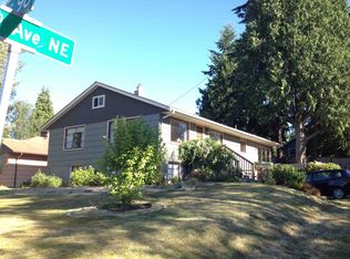 9710 12th Ave NE, Seattle, WA 98115