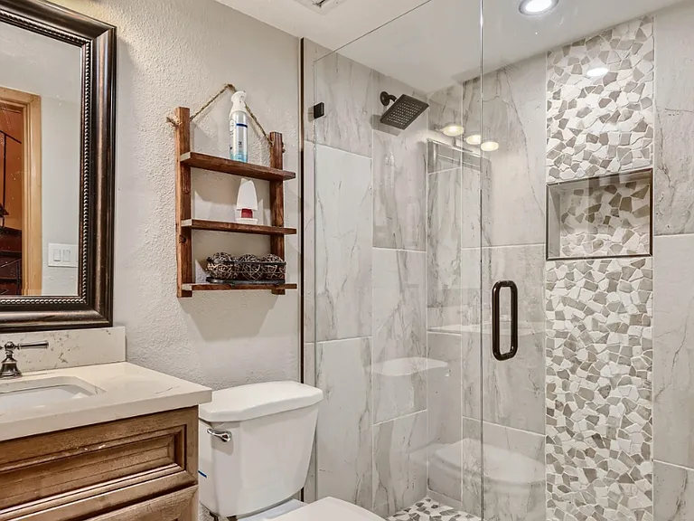 1425 E Desert Cove Ave #44 — Photo 3