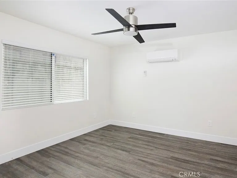 1141 E Broadway — Photo 9