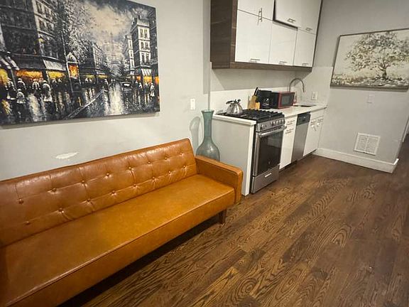 2nd image of 525 Newark Ave #1B
