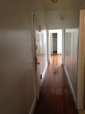 Rented by Realty 2000 Corp | media 35