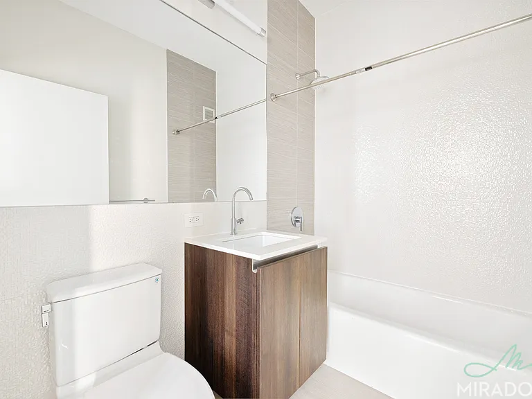15 Park Row #11C — Photo 3