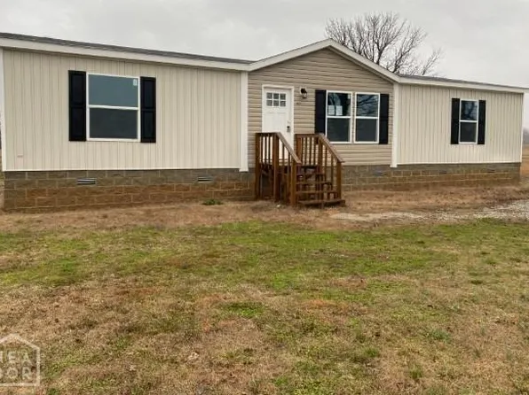 905 Everett Dr, Paragould, AR 72450
