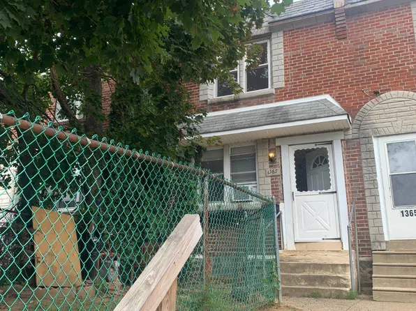 1367 Edgehill Rd, Darby, PA 19023