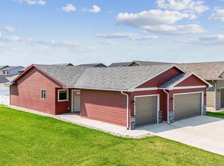 5509 E Revere Dr, Sioux Falls, SD 57110