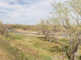 8207 Alexander Rd, Evansville, WY 82636