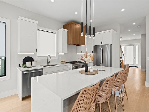 5th image of 8 Gardner St