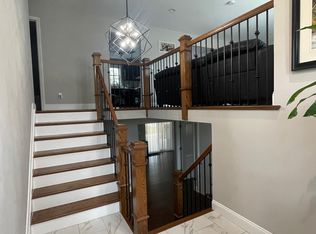 13 Arbach Ln, Manalapan, NJ