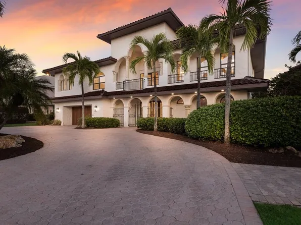 875 Siesta Key Cir, Sarasota, FL 34242
