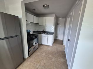 2053 N Alvernon Way APT 9, Tucson, AZ 85712