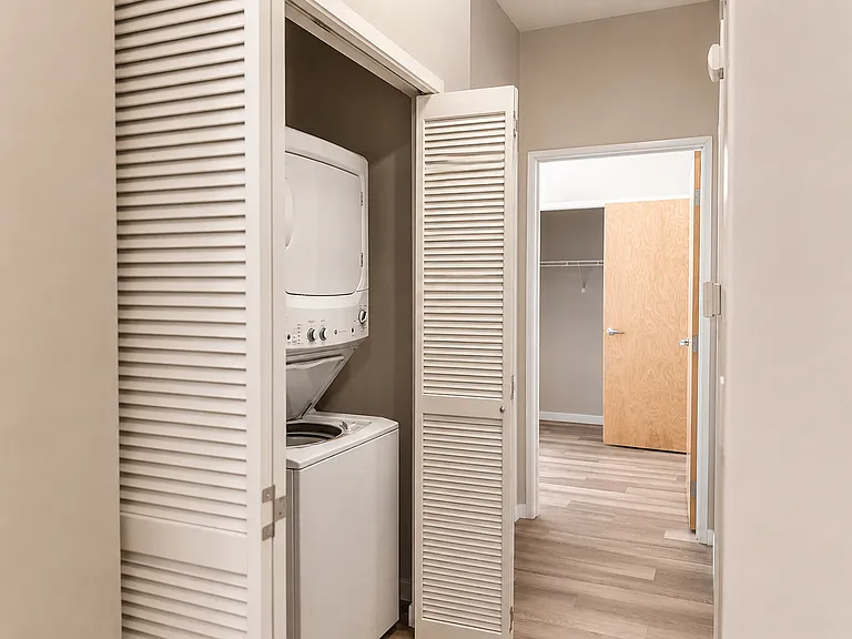 701 Columbia St #107 — Photo 5