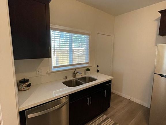 3rd image of 524 Lincoln Ave #101