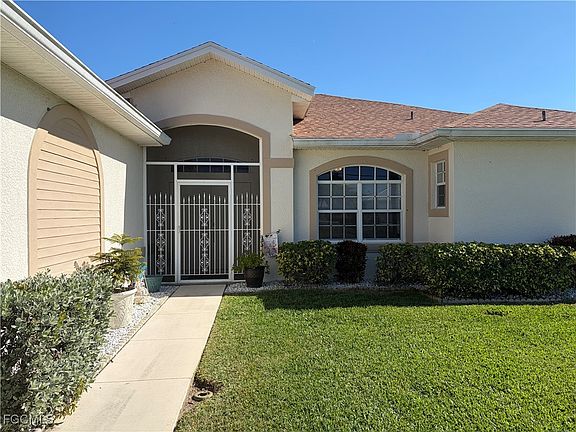 3rd image of 1409 SW 1st Ave