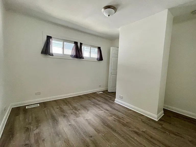 4135 N Meade Ave #1 — Photo 12