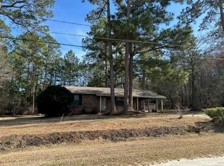 15 Community House Rd, Mc Rae Helena, GA 31055