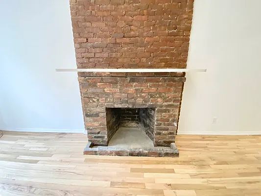 Rented by J PRESTON AND ASSOCIATES INC | media 7