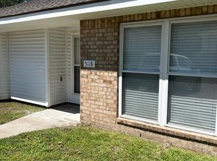 5118 Brightside View Dr, Baton Rouge, LA 70820