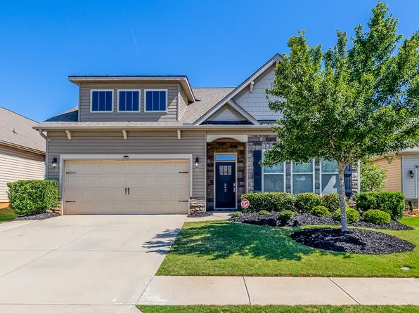 893 Deepwood Ct, Boiling Springs, SC 29316