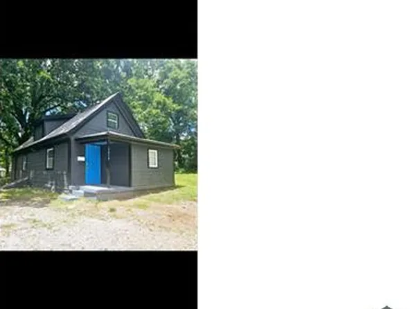 3618 Cleveland Ave, Kansas City, MO 64128