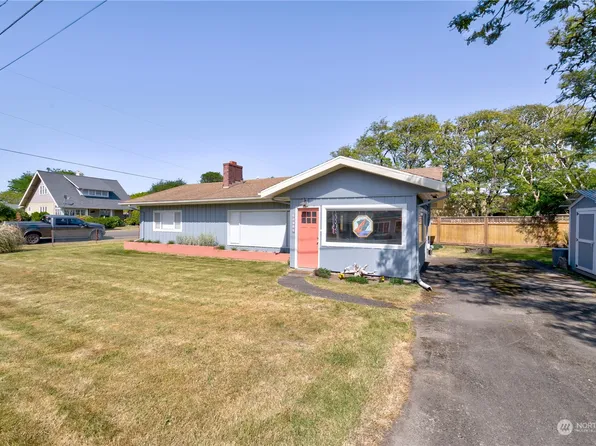 26110 N Place, Ocean Park, WA 98640