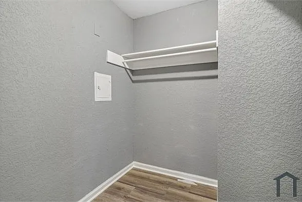 436 Nassau Dr — Photo 12