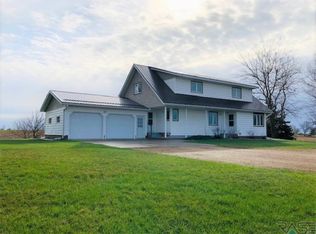 27004 Sd Highway 17, Tea, SD 57064