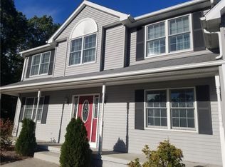 28 Stubble Brook Rd, West Greenwich, RI 02817