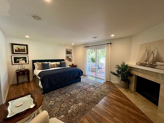 4th image of 451 Live Oaks Rd