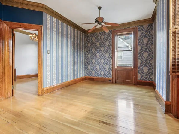 7722 Broadway image 20 of 47