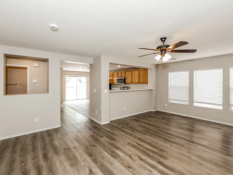 6221 Mercer Valley St — Photo 5