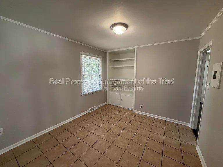 2700 Brightwood Ct — Photo 4
