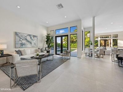 24 Bermuda Lake Drive, Palm Beach Gardens, FL, 33418