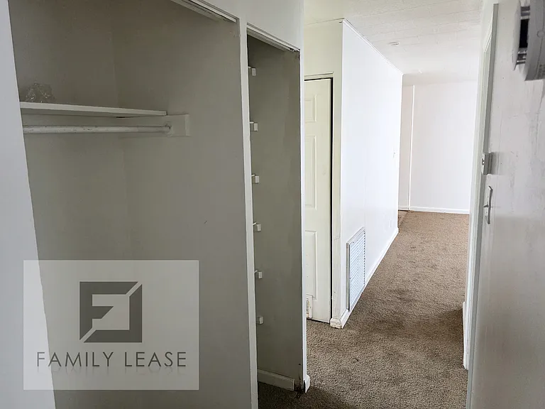 515 Saint Barbara Ln — Photo 12