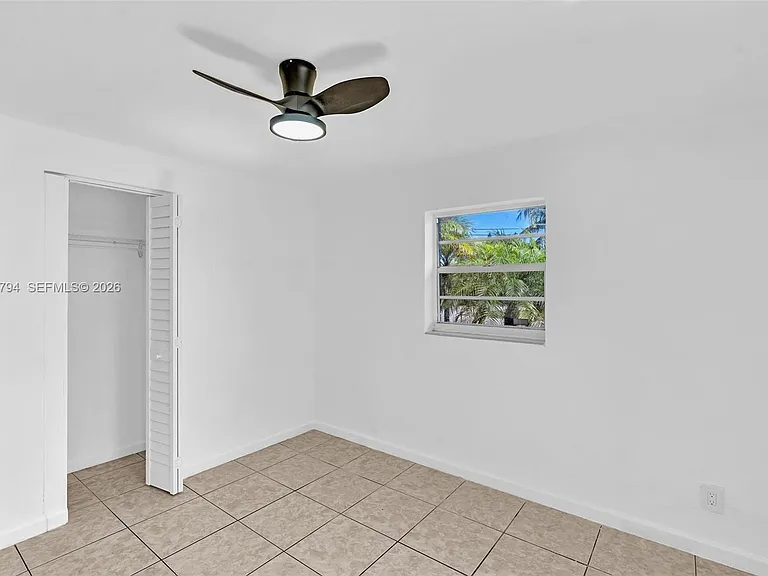 4156 SW 49th Ct — Photo 4
