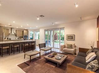 3652 Falcon Ridge Cir, Weston, FL 33331