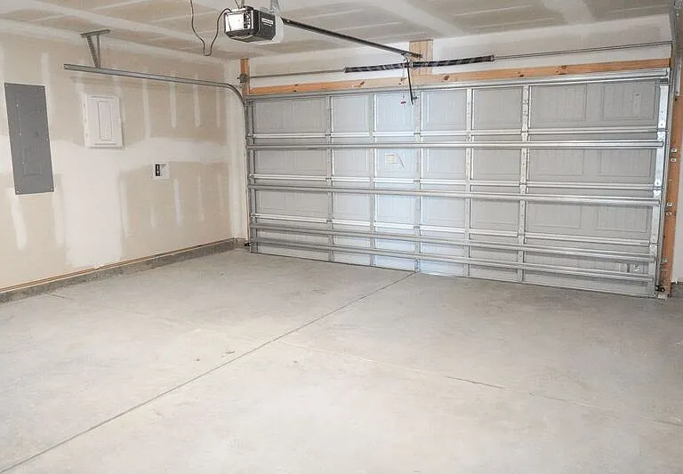 416 Coconut Dr — Photo 44