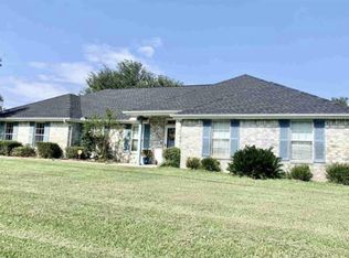 1874 W Roundbunch Rd, Orange, TX 77630